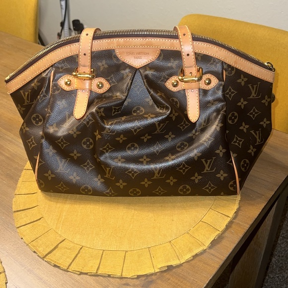EUC Authentic Louis Vuitton Tivoli GM Handbag - Picture 14 of 16
